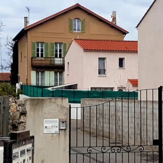 La Maison De Dannie Gardanne Bagian luar foto